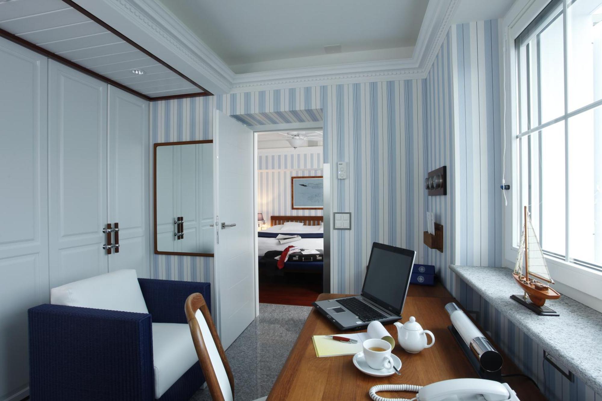 Holiday Hotel Yachtsport Resort Lago Maggiore Бриссаго Екстер'єр фото